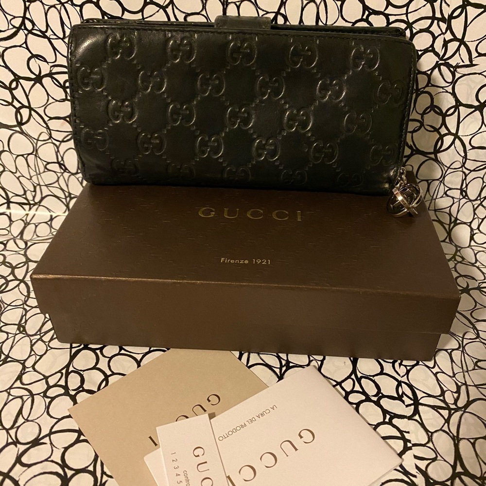 Gucci GG pattern wallet